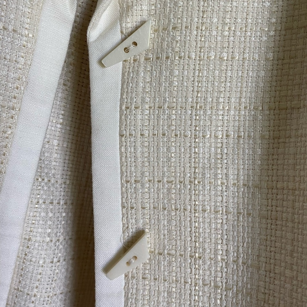 Le Suit Cream Skirt and Blazer Suit - Picture 3 of 5